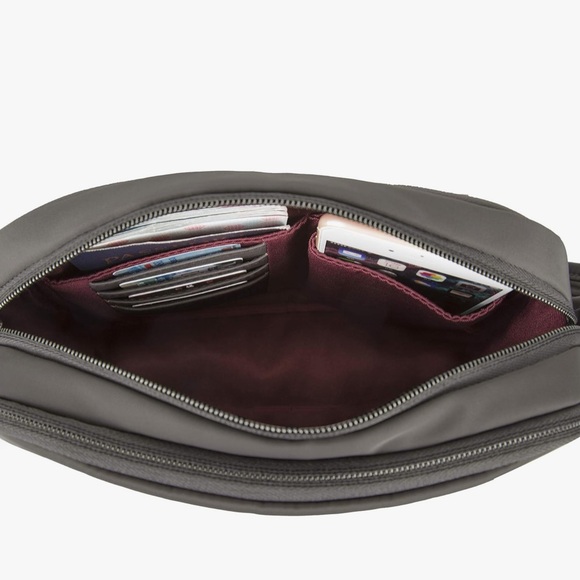 Travelon Anti-Theft Addison Dual Compartment Crossbody Bag, purse a RFID LED - Picture 4 of 8